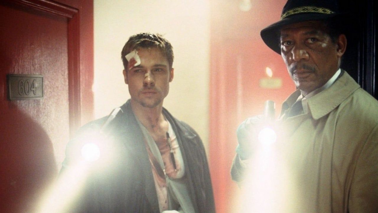 Dopiero 30 lat po premierze kultowego Siedem David Fincher naprawił w filmie błąd, który drażnił go od dekad. Wszystko dzięki AI, źródło grafiki: Siedem, David Fincher, 1995.