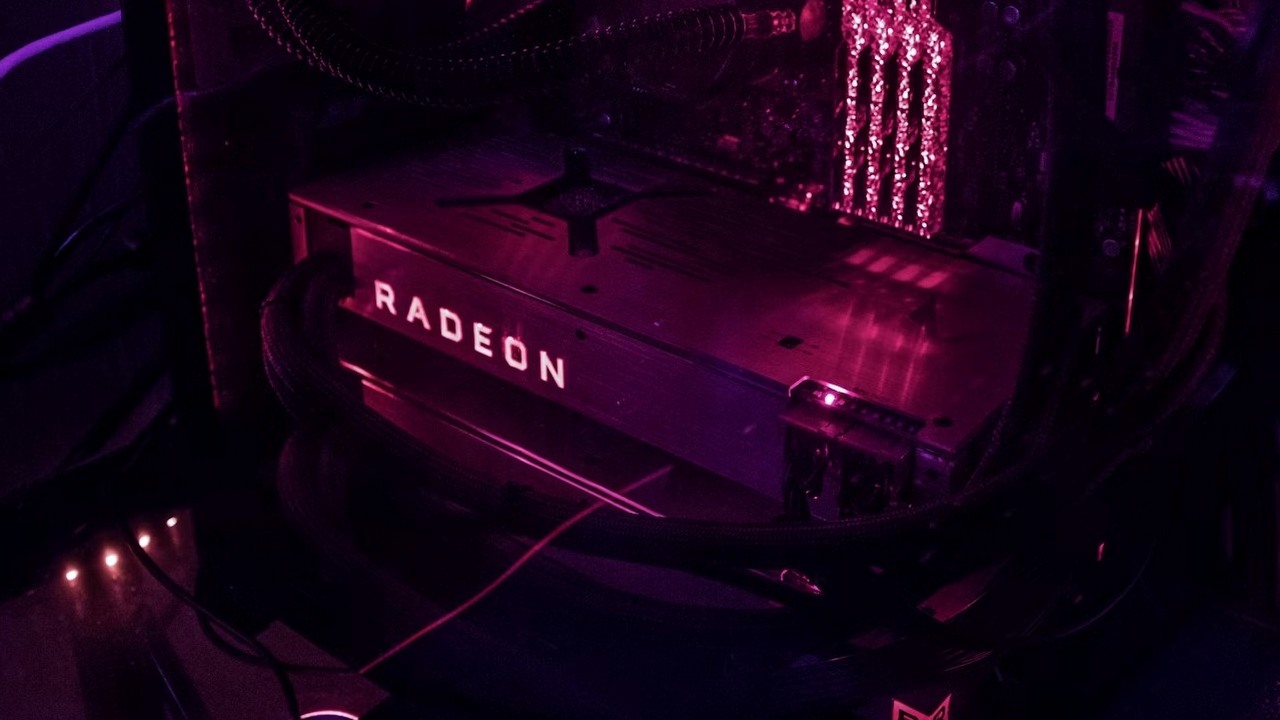 AMD na CES 2025 nie pokazało Radeonów 9070XT i 9070. Firmę wyręczyli youtuberzy, źródło grafiki: Zii Miller; Unsplash.com; 2020.