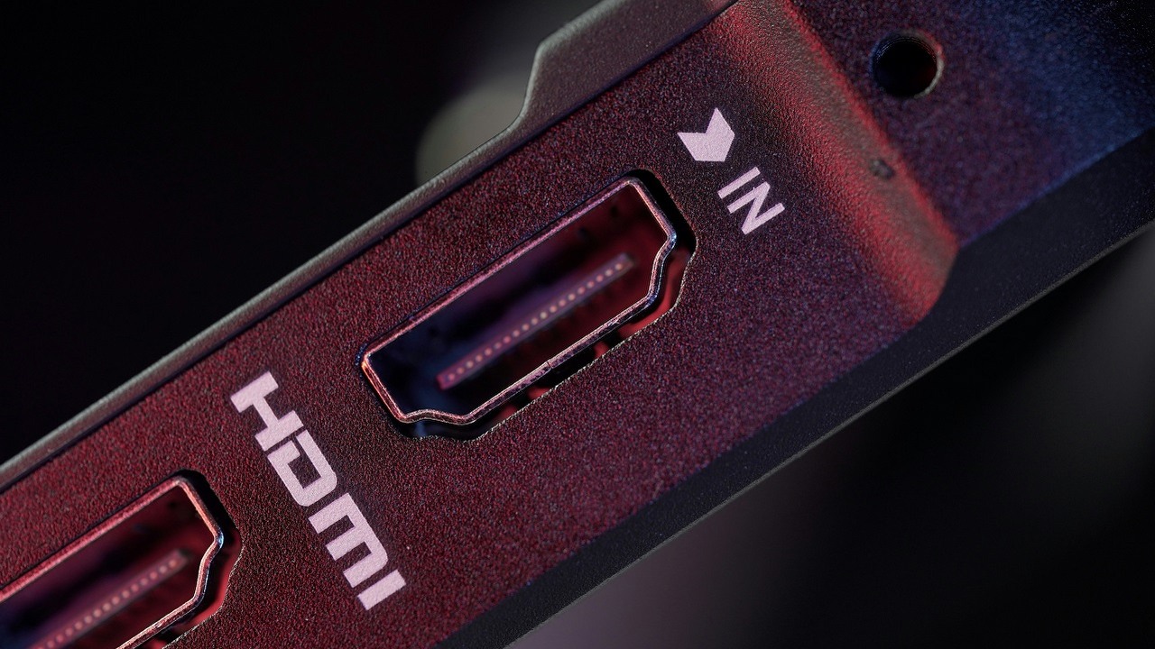 HDMI 2.2 zostało zapowiedziane i przynosi rozdzielczość 10K w 120hz - być może już w PS6, źródło grafiki: Unsplash | TheRegisti..