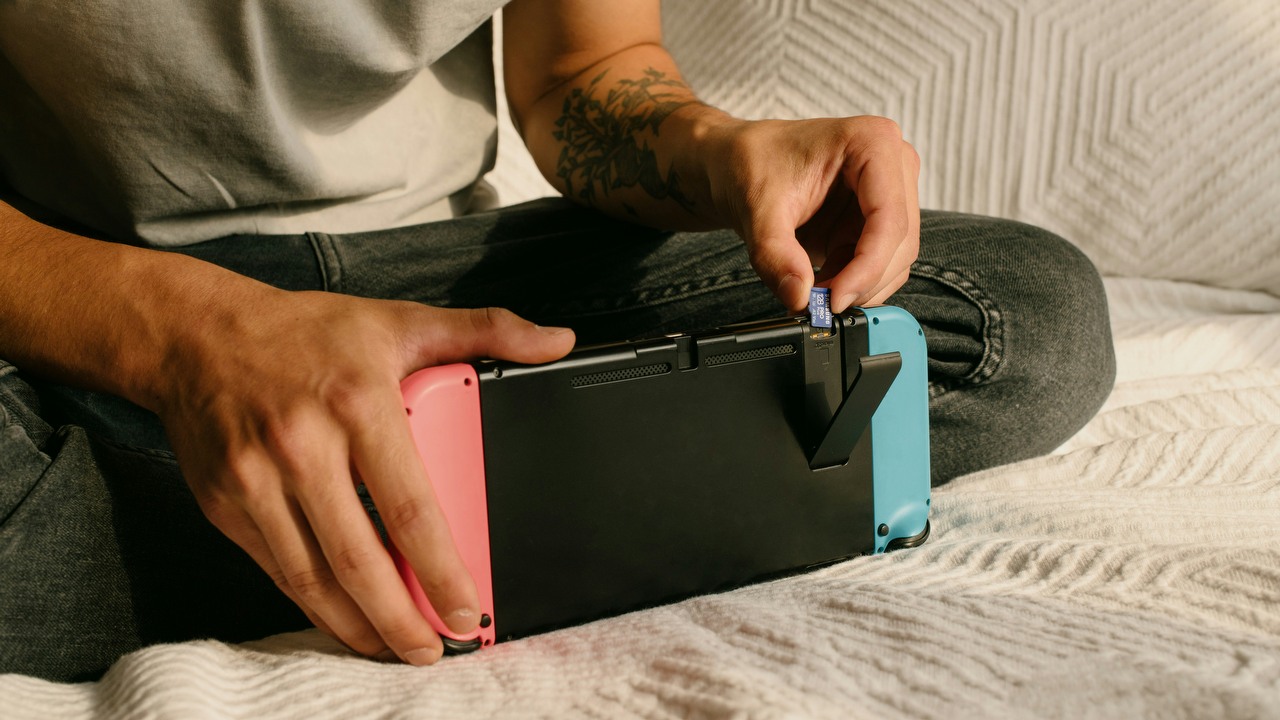 Nintendo Switch 2 pokazany na CES 2025 powstał na bazie przecieków, źródło grafiki: Samsung Memory | Unsplash.