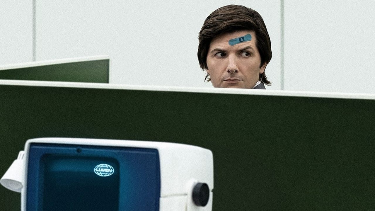 Twórcy Rozdzielenia, rewelacyjnego thrillera sci-fi, wiedzą już, jak zakończy się serial. Choć 2. sezon jeszcze nie zadebiutował, oni pracują nad 3. odsłoną, źródło grafiki: Rozdzielenie, Dan Erickson, Apple TV+, 2022.