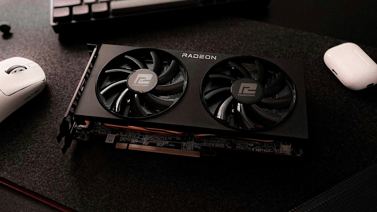 8 GB VRAM może być dużym problemem w przyszłości; już teraz gry na tym cierpią, źródło grafiki: Unsplash | Brandon..
