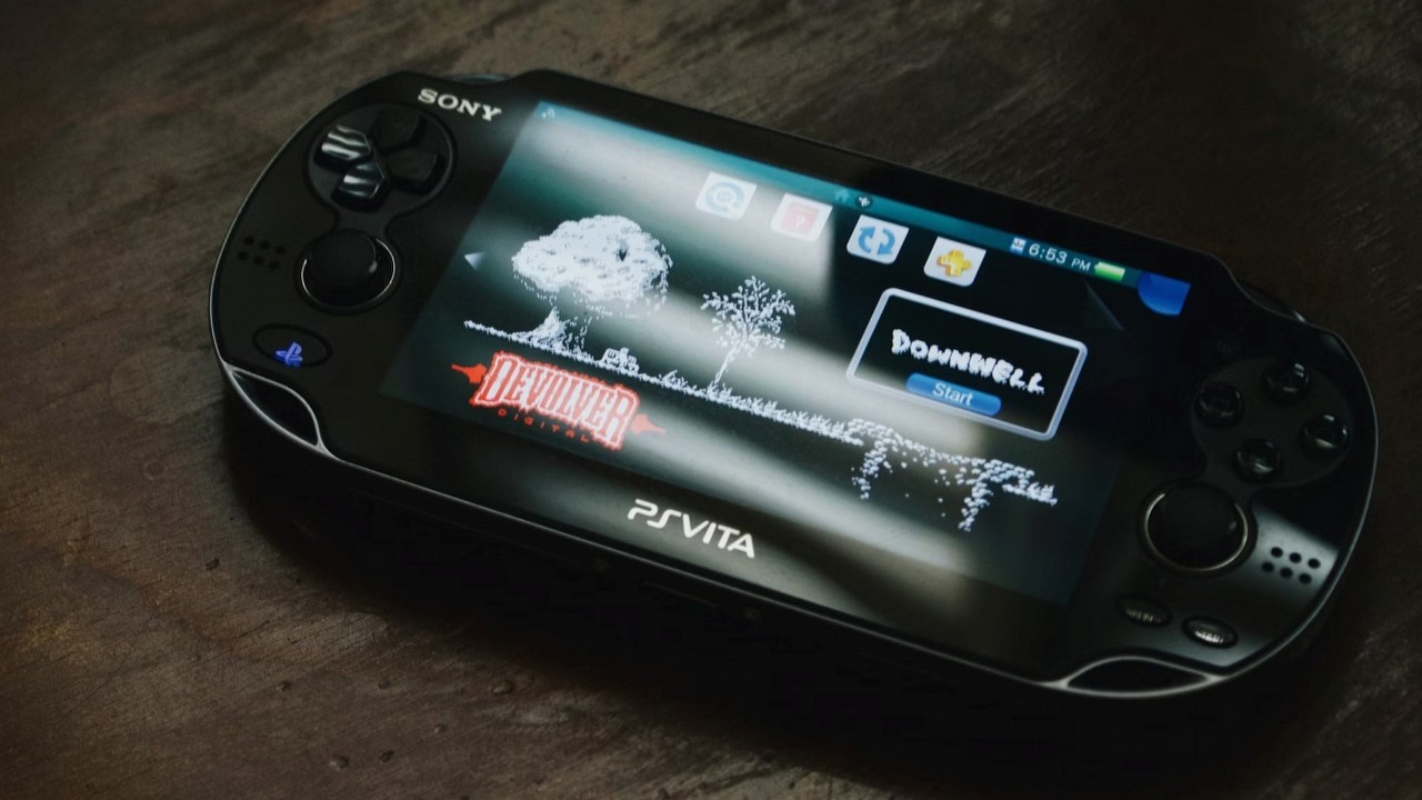 Brakowało deweloperów i kosztowała zbyt wiele. Były prezes Sony Interactive Entertainment powiedział, co doprowadziło do porażki PS Vity, źródło grafiki: Aleks Dorohovich; Unsplash.com; 2017.