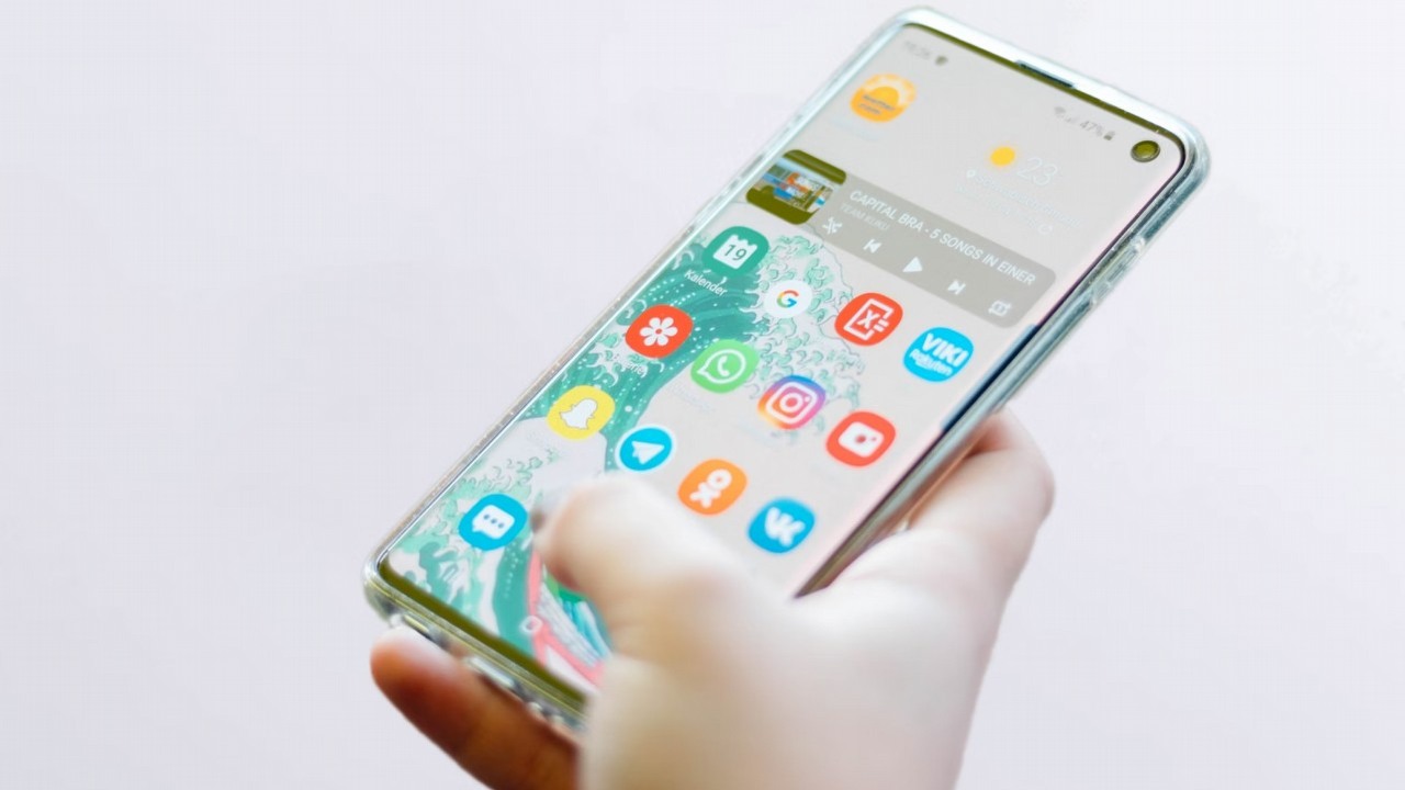 Wyciekły zdjęcia Galaxy S25, ale internauci zwrócili uwagę na inny ważny szczegół - ilość pamięci w bazowym modelu, źródło grafiki: Christian Wiediger; Unsplash.com; 2019.
