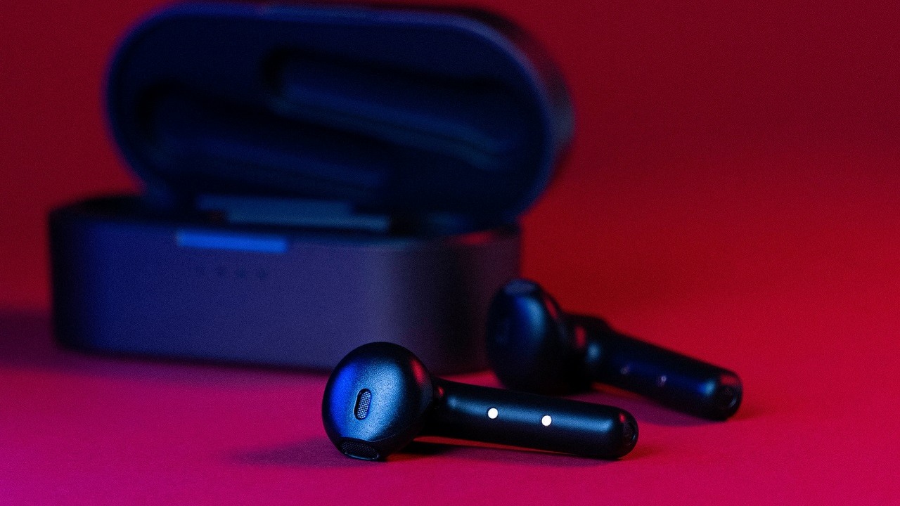 Wi-Fi zamiast Bluetooth; bezprzewodowe słuchawki od Qualcomm mogą być rewolucją, źródło grafiki: Unsplash | TheRegisti..