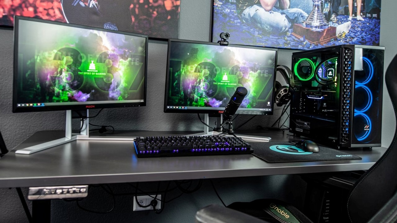 Gry na PC zostawiły konsole w tyle; większe zyski przez ostatnią dekadę, źródło grafiki: ELLA DON; Unsplash.com; 2020.