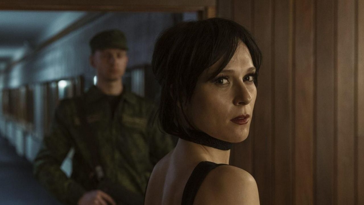 Nowy emocjonujący polski thriller szpiegowski jest już w Top 10 najpopularniejszych seriali na Max, w Polsce sensacyjny Przesmyk to numer 1, źródło grafiki: Przesmyk, Jan P. Matuszyński, Max, 2025.