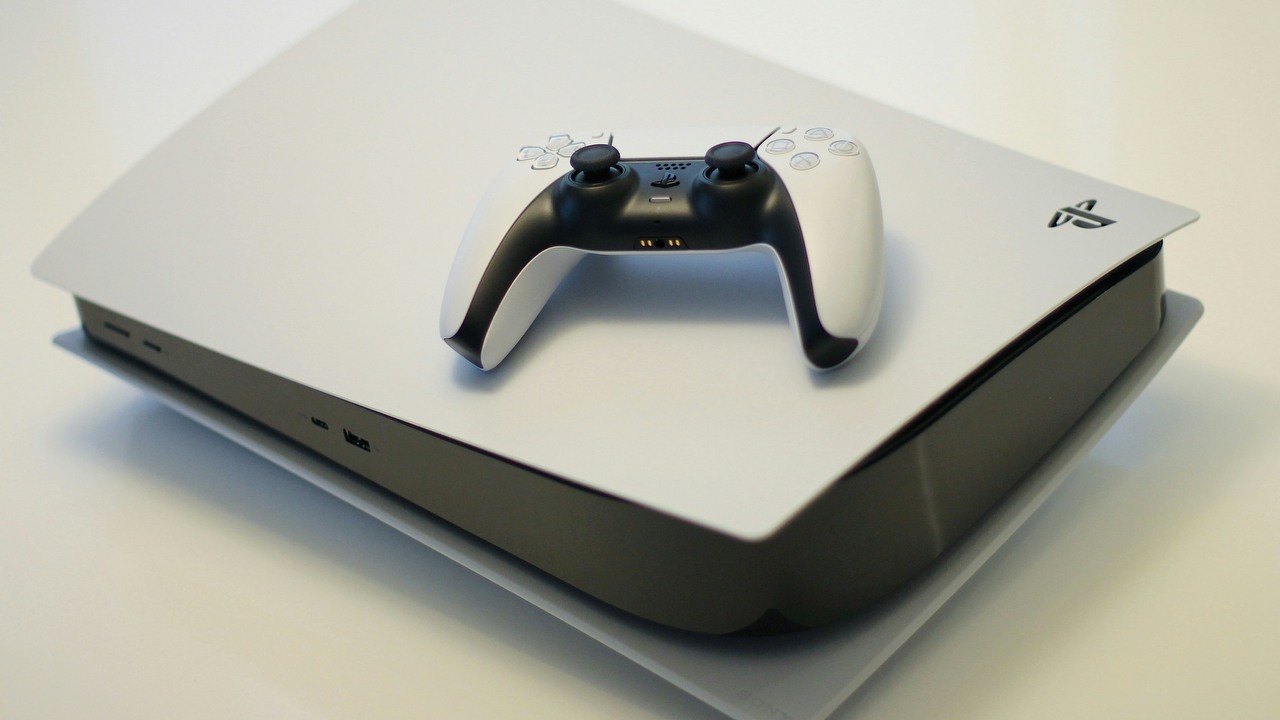 Ogromna awaria PlayStation Network. Sieciowe usługi Sony od kilku godzin nie działają na PS4 i PS5, źródło grafiki: Unsplash | Kerde Severin.