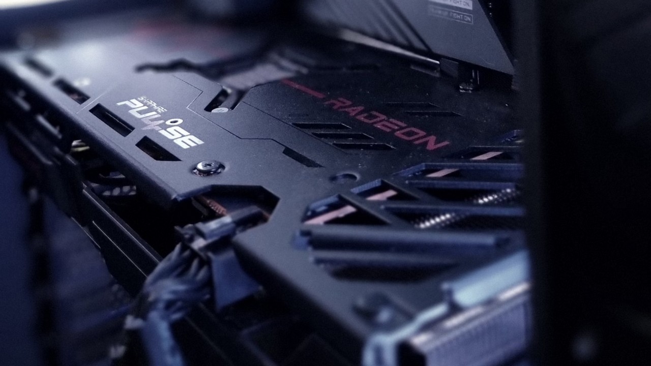 AMD podało, kiedy pokaże Radeony 9000. Nvidia ucieka z premierą RTX-ów 5070 na marzec, źródło grafiki: Mateus Durăes dos Santos; Unsplash.com; 2022.