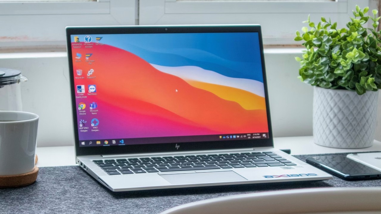 15 minut ciszy: HP może celowo przedłużać czas oczekiwania na infolinii, by wymusić przejście na wsparcie online, źródło grafiki: Nubelson Fernandes; Unsplash.com; 2021.