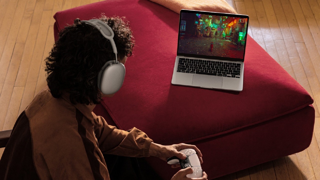 M4 MacBook Air imponuje w benchmarkach, ale chłodzenie ograniczy jego moc, źródło grafiki: Apple.