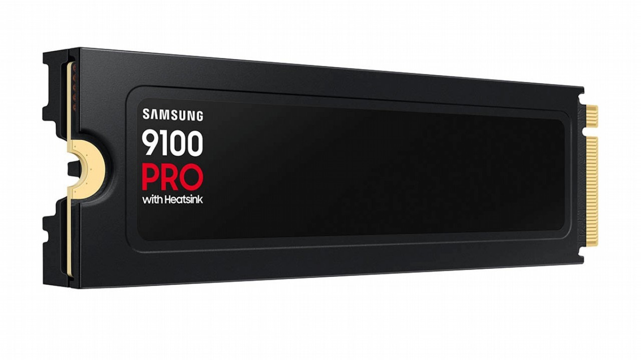 Samsung przekroczył prędkość, ale obędzie się bez mandatu; stworzył najszybszy konsumencki dysk SSD na świecie, źródło grafiki: Samsung; materiały promocyjne.