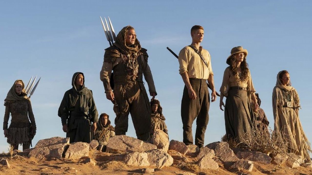 „Epicka seria fantasy podnosi poprzeczkę”. 3. sezon jednego z najdroższych seriali Amazona ma 83% na Rotten Tomatoes, krytycy wychwalają nową odsłonę Koła Czasu, źródło grafiki: Koło czasu, Rafe Judkins, Prime Video, 2025.