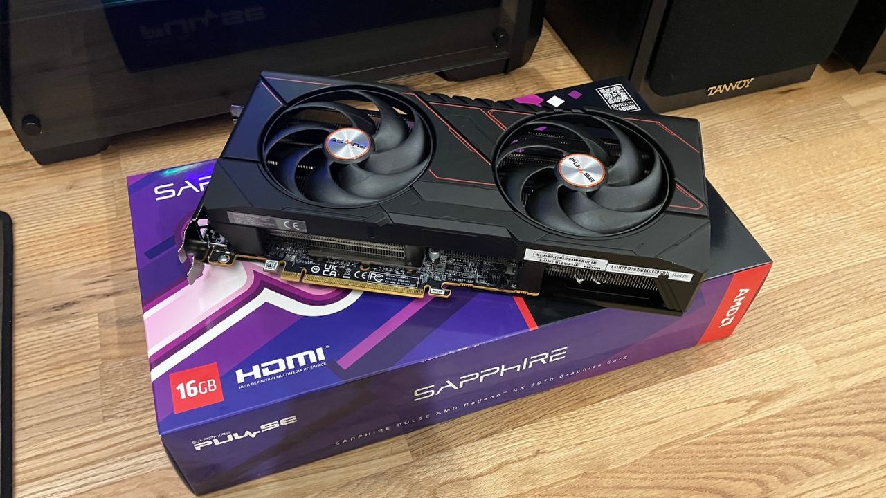 RX 9070 już w naszych rękach, zobacz unboxing nowej karty graficznej AMD.