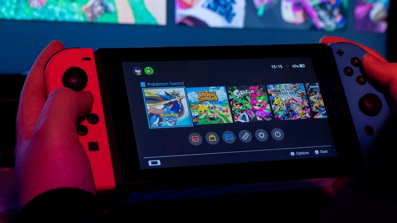 Tak mógł wyglądać Switch Pro; zmodyfikowana konsola Nintendo z 8 GB RAM radzi sobie zaskakująco dobrze z niektórymi grami PC, źródło grafiki: Danny Schleusser; Unsplash.com; 2021.