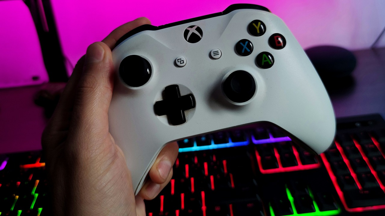 Windows 11 otrzyma wkrótce funkcję ułatwiającą pisanie na padzie Xbox, źródło grafiki: Unsplash | Diego.