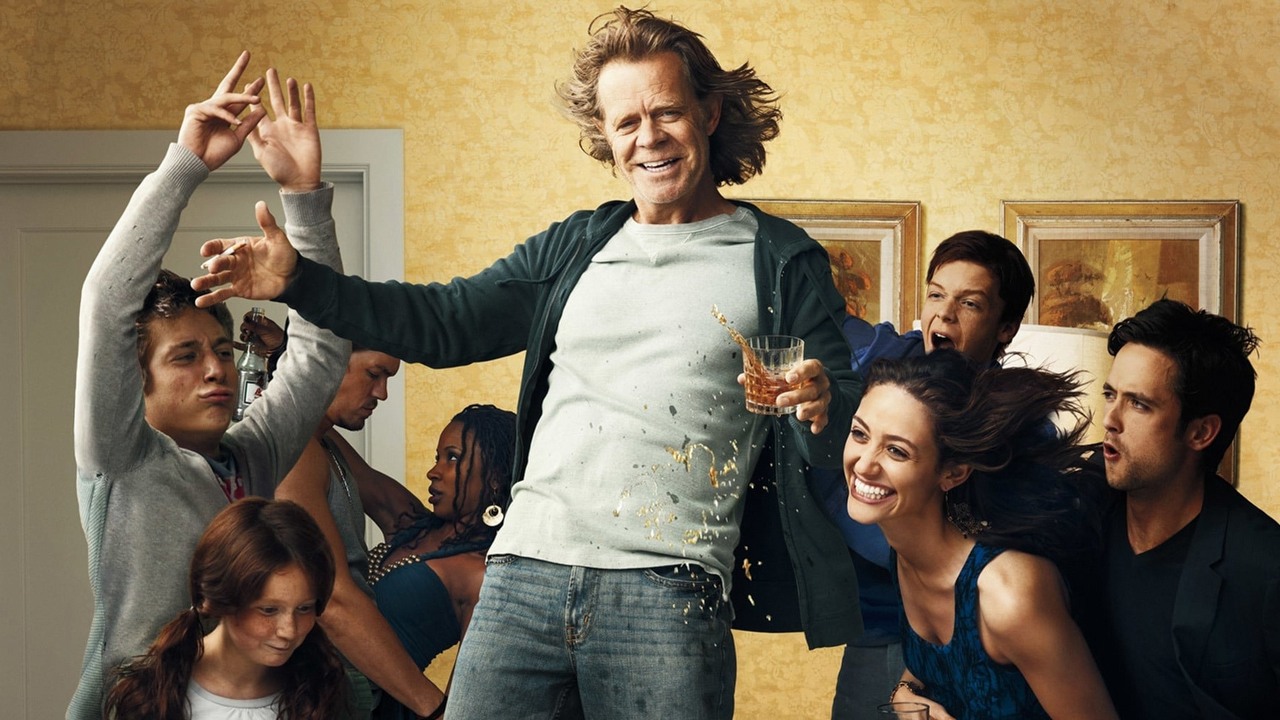 To ostatnia szansa, żeby obejrzeć na Max genialny serial o dysfunkcyjnej rodzinie. Shameless wkrótce zniknie z platformy, źródło grafiki: Shameless, John Wells, Showtime, 2011.