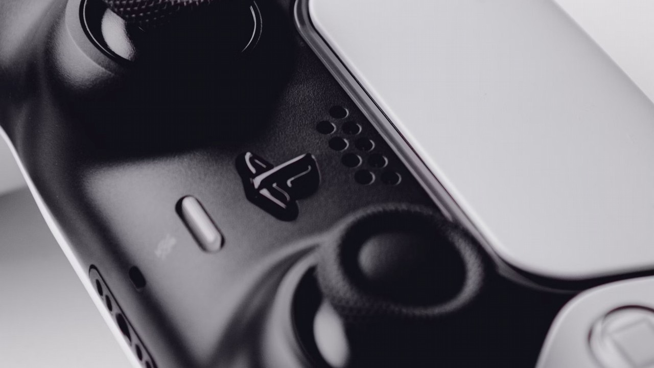 Młodszych graczy nie interesuje PS6. Zdaniem prezesa działu gamingu Netfliksa oczekują oni od gier czegoś innego, źródło grafiki: R; Unsplash.com; 2022.