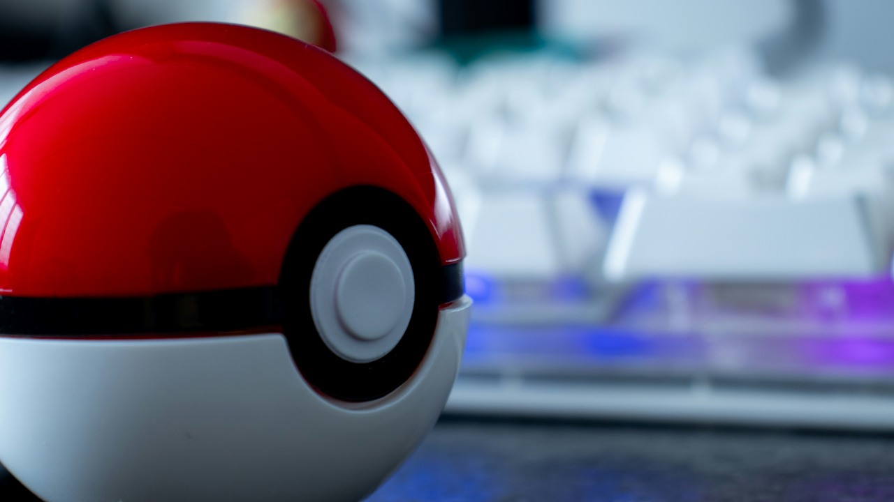 AI gra w Pokemony na Twitchu. Próbuje złapać je wszystkie, ale są pewne problemy, źródło grafiki: Rafael Otaki | Unsplash.