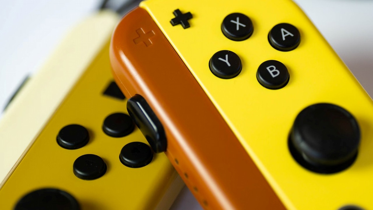 Joy-Cony 2 od Switcha 2 bez oczekiwanej rewolucji. To oficjalna informacja od Nintendo, źródło grafiki: Magnus Engř; Unsplash.com; 2022.