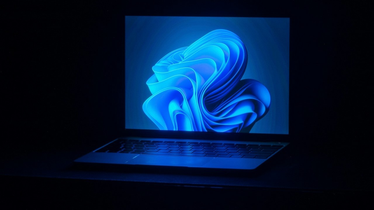 Można było zaoszczędzić sobie tysiąca kliknięć w Windows 11: Od prawie 3 lat istnieje sprytna sztuczka z głośnością, o której powinieneś wiedzieć, źródło grafiki: Sunrise King | Unsplash.