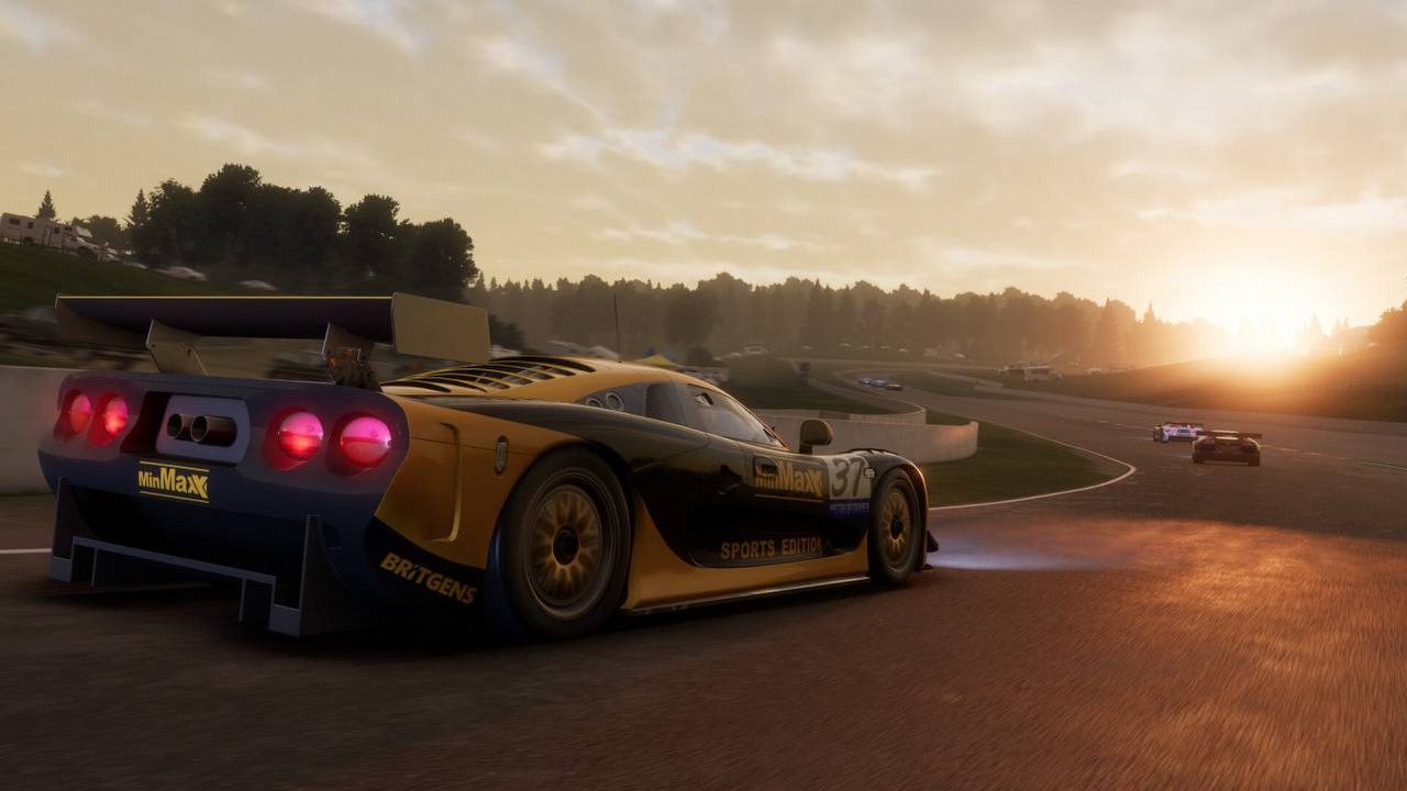 Spadkobierca Project CARS wreszcie wychodzi z cienia z pierwszym zwiastunem. Project Motor Racing nadjedzie w tym roku i ma stanowić raj dla moderów, źródło grafiki: Straight4 Studios.