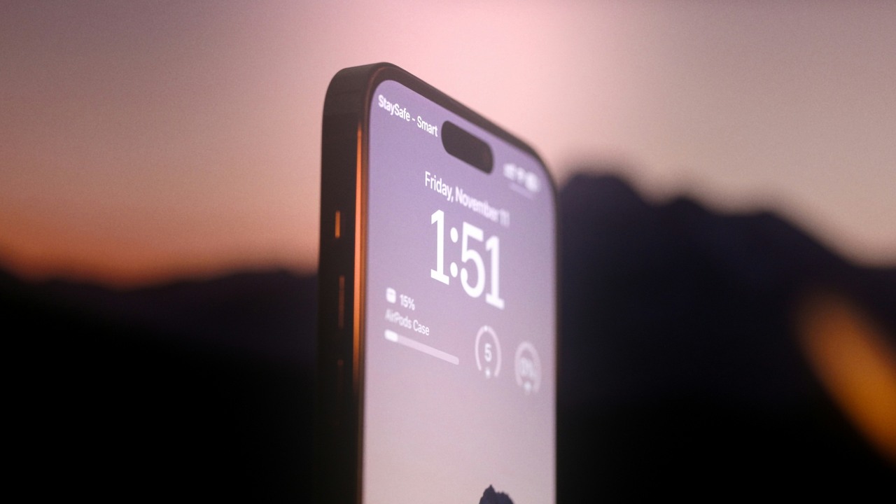 Ekrany w iPhone 17 Pro i Pro Max mogą nie dostać ważnej technologii - Apple miało porzucić plany przez problemy z produkcją, źródło grafiki: I'M ZION | Unsplash.
