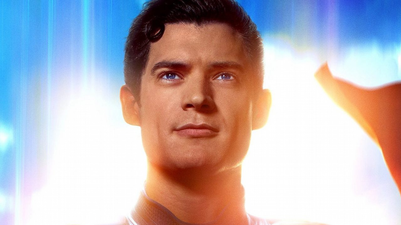 Superman z Davidem Corenswetem nadleciał na nowym zwiastunie. Zobacz zapowiedź pierwszego, gorąco oczekiwanego aktorskiego filmu z DC Jamesa Gunna, źródło grafiki: Superman, James Gunn, DC, 2025.