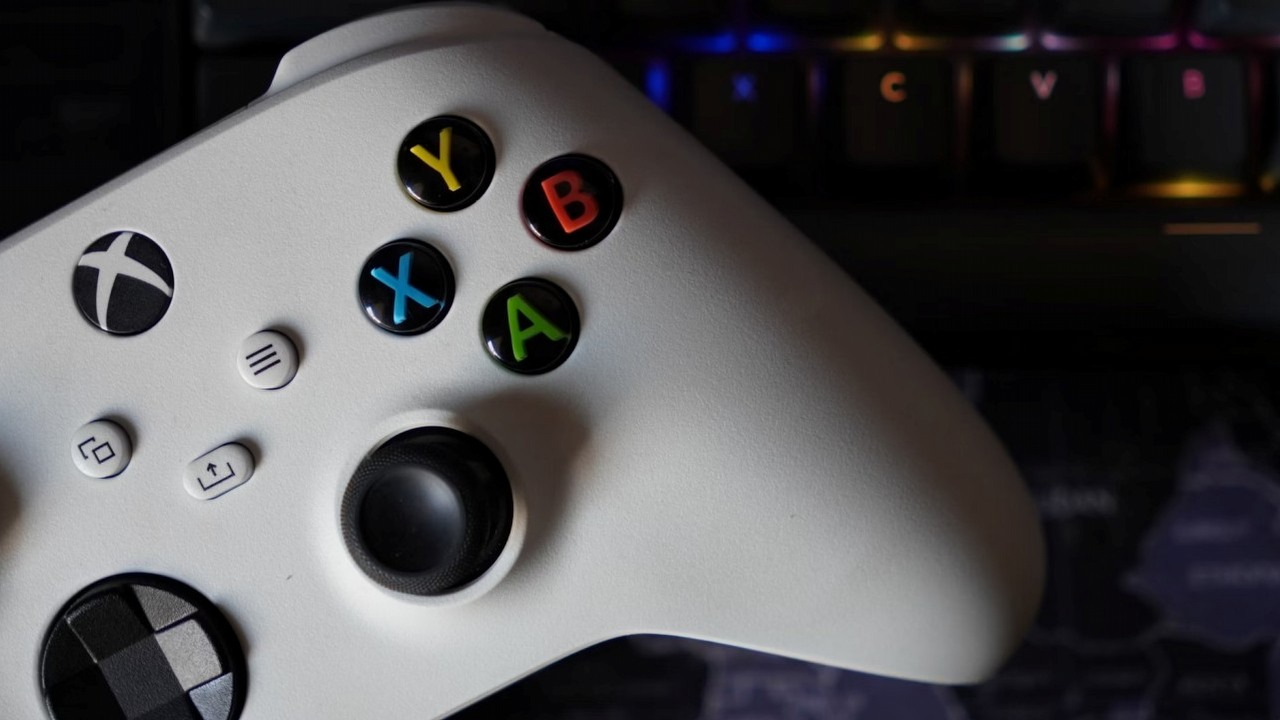 Xbox Next z procesorem ARM od Qualcomma? Ogłoszenie o pracę może potwierdzać plotki o konsoli Microsoftu, źródło grafiki: Tekeshwar Singh; Unsplash.com; 2024.