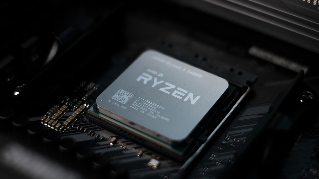ASRock w końcu komentuje awarie Ryzenów 9000 na swoich płytach głównych. Znamy potencjalną przyczynę problemów, źródło grafiki: Dong Xu | Unsplash.