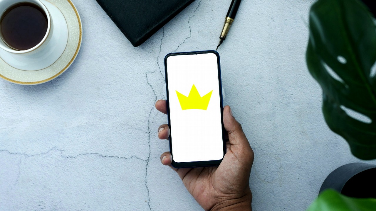 To numer 1 wśród smartfonów - ten model sprzedał się najlepiej na początku 2025 roku, źródło grafiki: Towfiqu Barbhuiya/Unsplash.com.