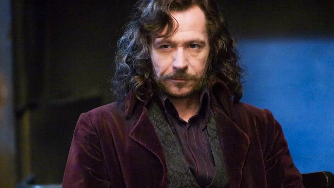„Czy byłem dobrym Syriuszem?” Gary Oldman nie bez powodu wątpił w swoją rolę w Harrym Potterze, źródło grafiki: Harry Potter i Zakon Feniksa, David Yates, Warner Bros. Pictures, 2007.