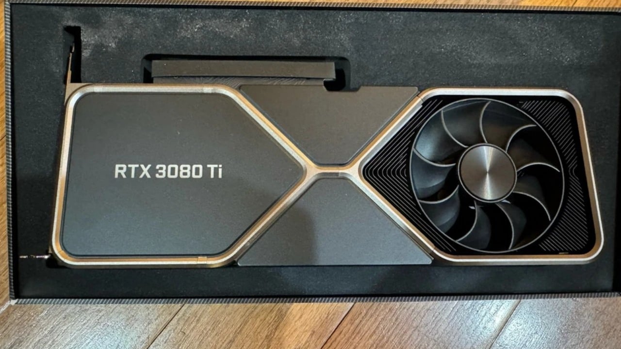 Potwór z 20 GB VRAM znaleziony na eBayu, to dowód, że Nvidia miała w zanadrzu potężną kartę graficzną, źródło grafiki: eBay.