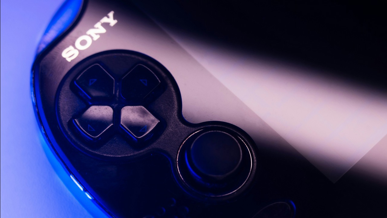 Przenośne PS6 może być pod kilkoma względami podobne do PS5 Pro - jednak to nie oznacza, że jej dorówna, źródło grafiki: Kirill Fokin.