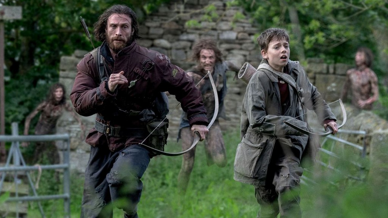 28 lat później ma na Rotten Tomatoes wyższy wynik niż kultowy oryginał, ale choć krytycy oszaleli na punkcie nowego horroru, to widzowie są podzieleni, źródło grafiki: 28 lat później, Danny Boyle, Sony, 2025.