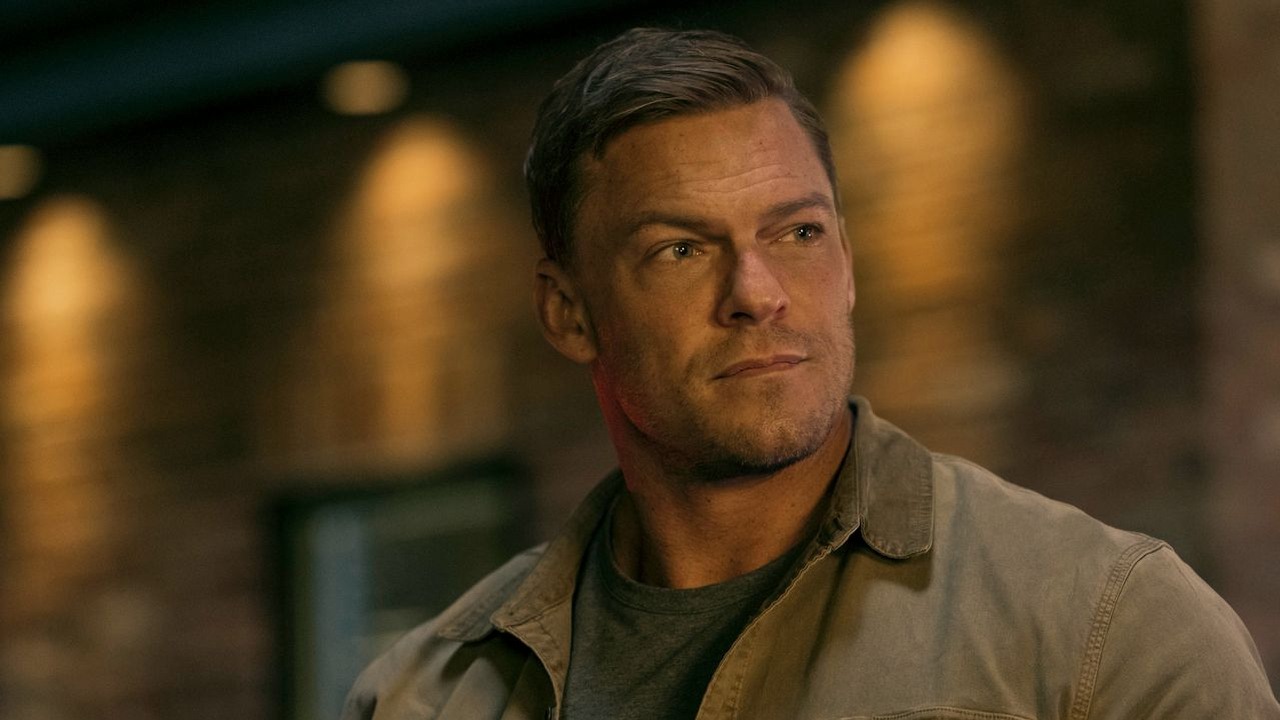 4. sezon Reachera zmieni zasady gry. W kontynuacji hitu akcji Prime Video bohater Alana Ritchsona zrywa z głównym trendem fabularnym, źródło grafiki: Reacher, Prime Video.