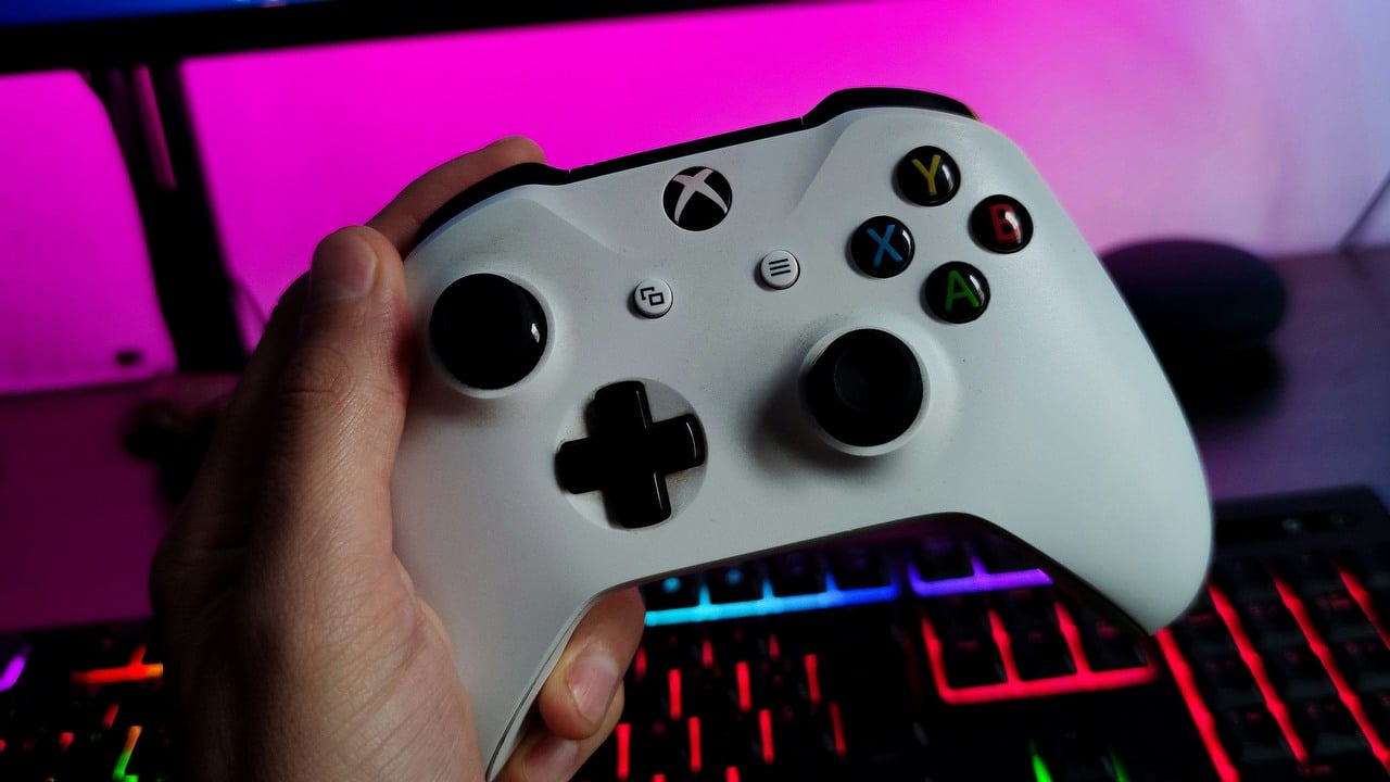 „Xbox powinien dążyć do bycia największym na świecie”. Były szef Blizzarda krytykuje obecną politykę Microsoftu, źródło grafiki: Diego Marin | Unsplash.