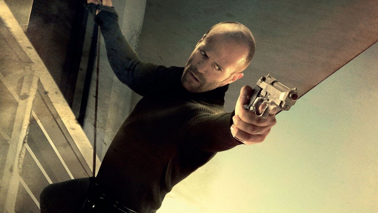 Nowość Prime Video na start tygodnia: eksplozja adrenaliny i bezkompromisowej akcji, cała seria thrillerów z Jasonem Stathamem już dostępna, źródło grafiki: Mechanik: Prawo zemsty, Simon West, CBS Films, 2011.