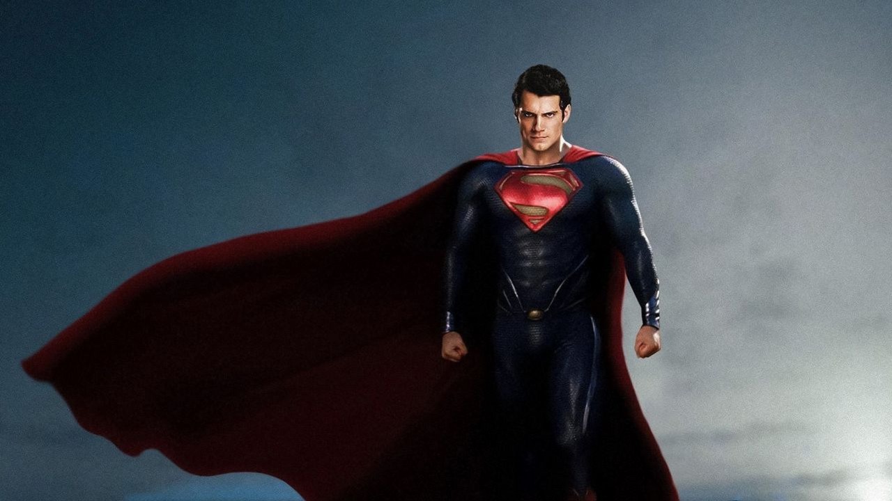 „Totalna porażka”. James Gunn rozlicza się z „niefortunnym” zwolnieniem Henry’ego Cavilla z DC i daje nadzieję na powrót gwiazdora, źródło grafiki: Człowiek ze stali, Zack Snyder, DC, 2013.