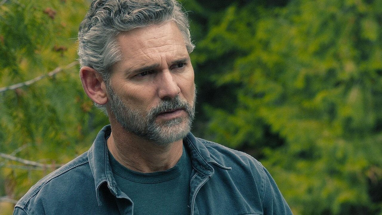 Nowy thriller Netflixa jest takim hitem, że gigant zmienił dla niego plany. Serial, który nie schodzi z top 10 od 2 tygodni, doczeka się kontynuacji, źródło grafiki: Dzikość, Mark L. Smith, Netflix, 2025.