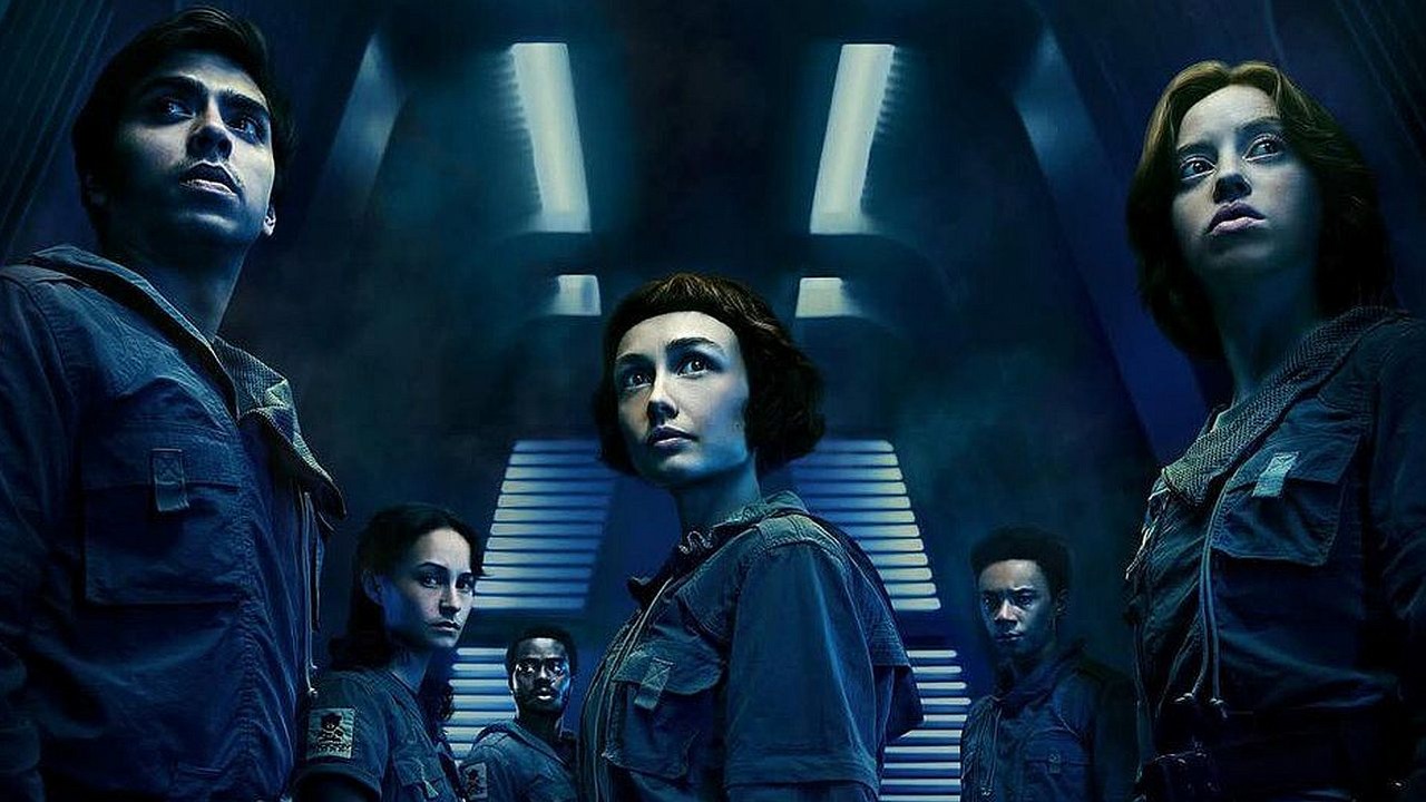 Tylko tydzień dzieli nas od premiery nowego rozdziału kultowej sagi sci-fi. Uniwersum Obcego poszerzy się o kosmiczne stworzenia, jakich jeszcze nie widzieliśmy, źródło grafiki: Obcy: Ziemia, Noah Hawley, Hulu, 2025.