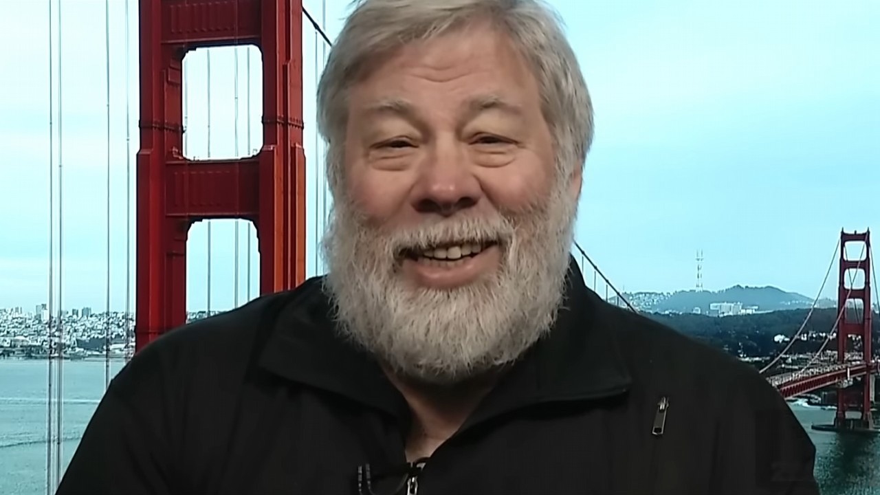 Steve Wozniak nie żałuje rezygnacji z bogactwa po odejściu z Apple. „Nie sprzedałem się”, źródło grafiki: YouTube: Bloomberg Television; 2024.