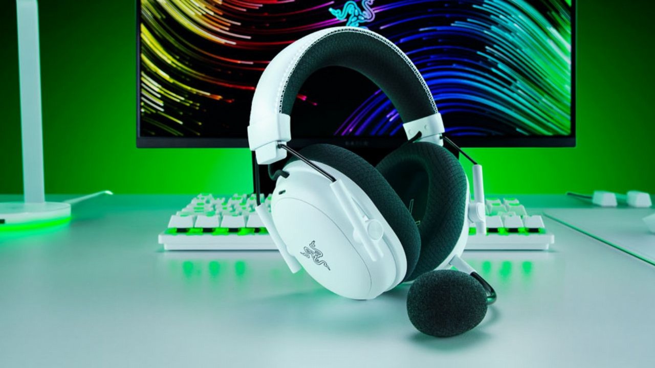 Zaporowa cena, długa konfiguracja i topowy mikrofon. Sprawdzamy, czy słuchawki Razer BlackShark V3 Pro są tego wszystkiego warte, źródło grafiki: Razer.