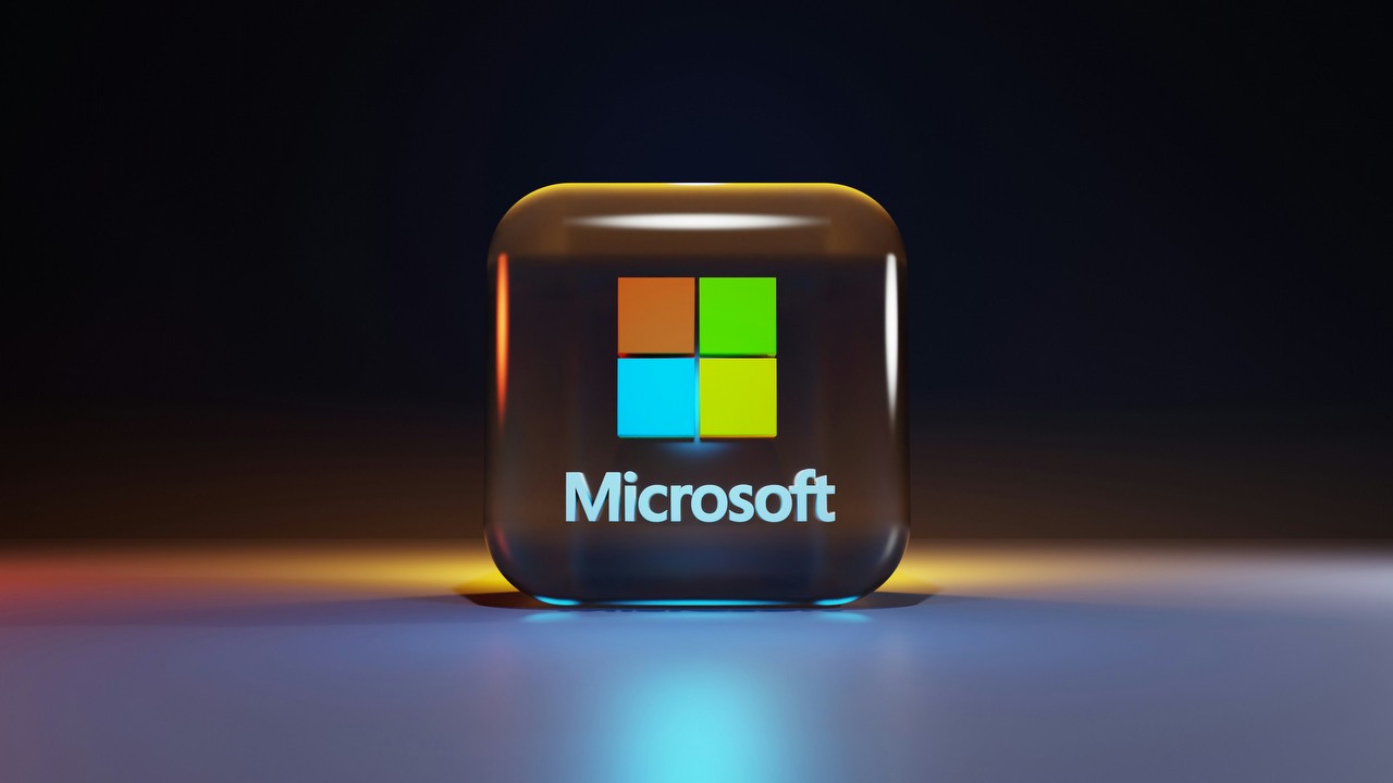 Zespół Microsoft AI zaprezentował swoje pierwsze modele. Nowe technologie zasilą ekosystem Copilot i przyszłe usługi, źródło grafiki: Boliviainteligente | Unsplash.