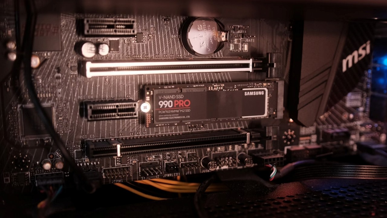 Znaleziono przyczynę psucia się dysków SSD i nie jest nią Windows. Gracze powinni być bezpieczni, ale wciąż zgłaszają błędy, źródło grafiki: Samsung Memory; Unsplash.com; 2022.