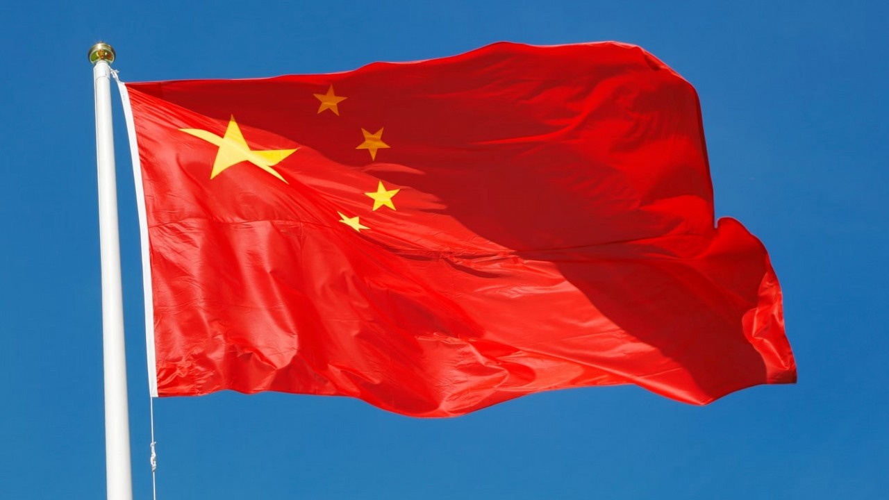 Największy wyciek danych w historii Wielkiego Chińskiego Firewalla. 600 GB kodu źródłowego i dokumentów trafiło do sieci, źródło grafiki: CARLOS DE SOUZA; Unsplash.com; 2018.