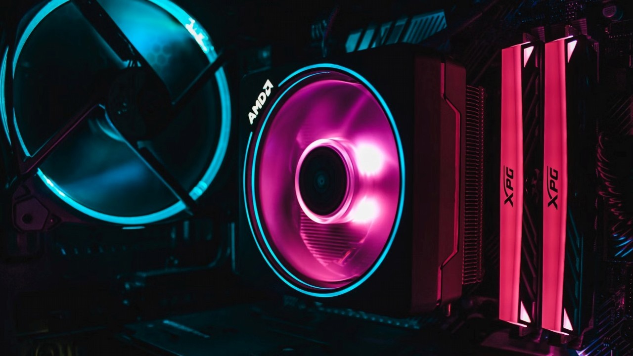 Procesory Ryzen X3D osiągnęły 1000 klatek w LoLu i CS2, ale z kartą graficzną konkurencji, źródło grafiki: Nassim Allia; Unsplash.com; 2020.