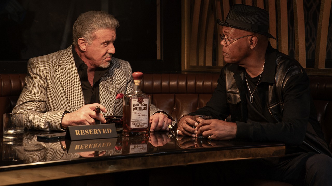 Sylvester Stallone nie był tak dobry od lat. Na SkyShowtime z 3. sezonem powrócił hit z jeszcze lepszą obsadą, źródło grafiki: Tulsa King, Taylor Sheridan, Paramount+, 2022.