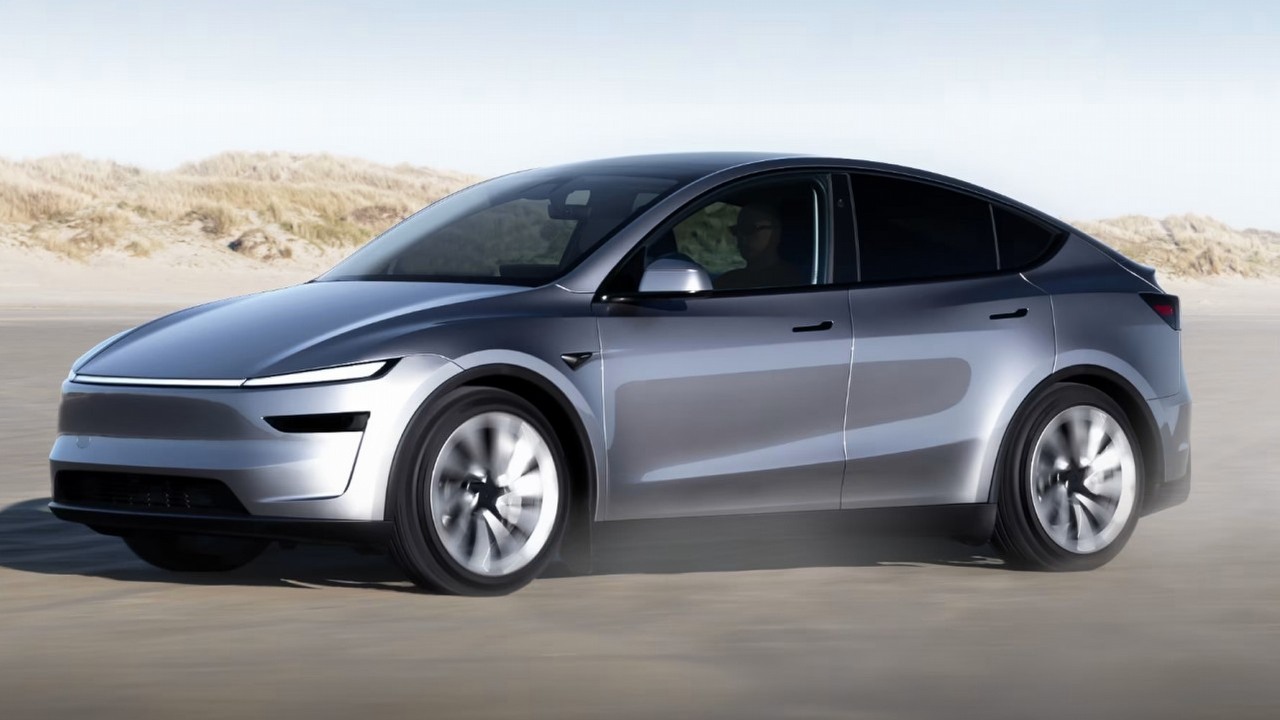 Szef Xiaomi przyznaje, że jego firma kupiła trzy samochody Tesla Model Y i rozebrała je na części, aby sprawdzić, czego mogą się z nich nauczyć, źródło grafiki: Tesla; materiały promocyjne.