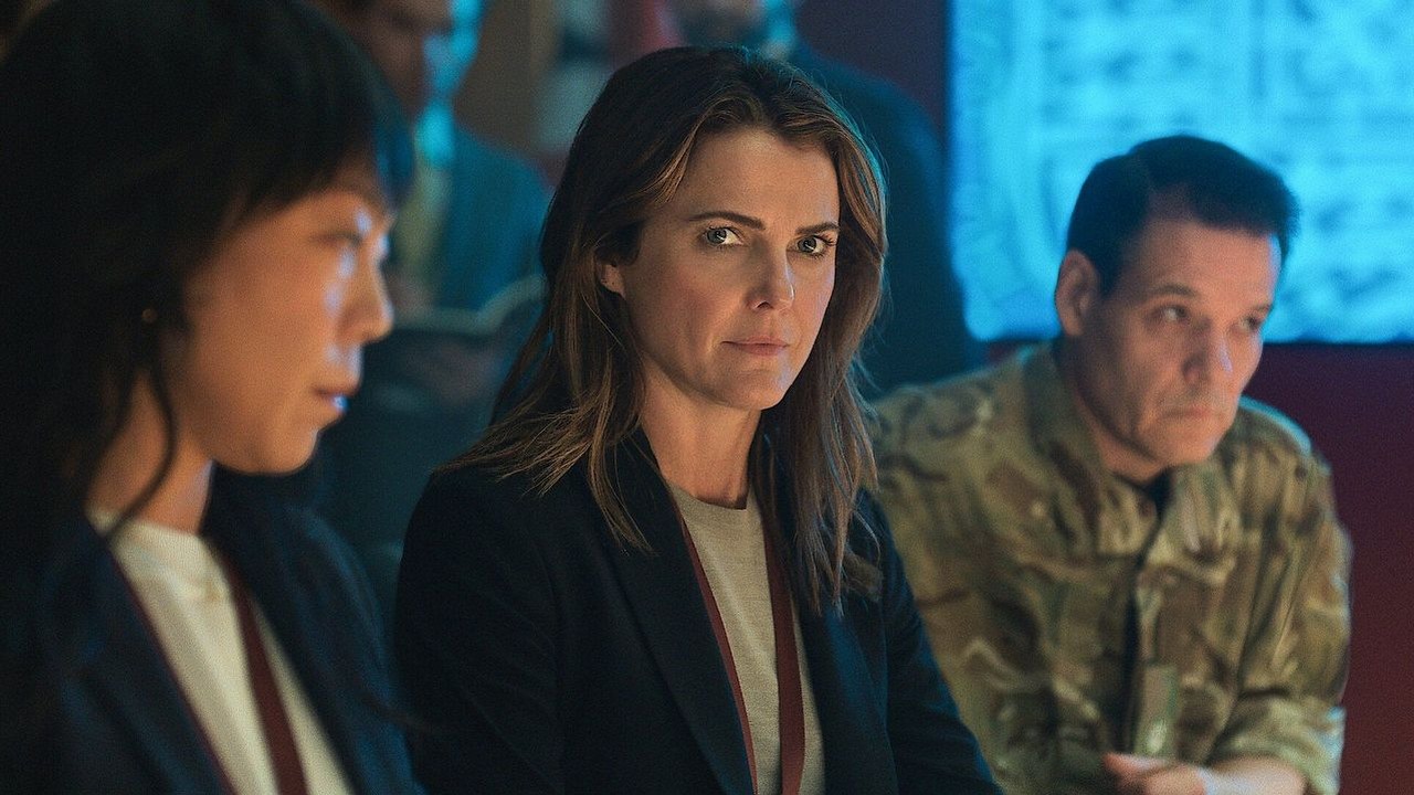 Tylko 2 tygodnie zostały do premiery 8 nowych odcinków jednego z najlepszych thrillerów politycznych Netflixa. Powraca wciągająca seria z 90% na Rotten Tomatoes, źródło grafiki: Dymplomatka, Debora Cahn, Netflix, 2025.